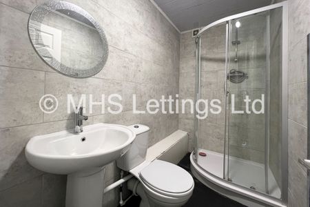 Room 6, 217 Woodhouse Street, Leeds, LS6 2NY - Photo 5