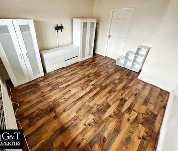 3 bedroom detached house to rent - Photo 4