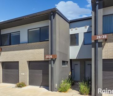 Modern 3-Bedroom Townhouse in the Heart of Coombs - Photo 3