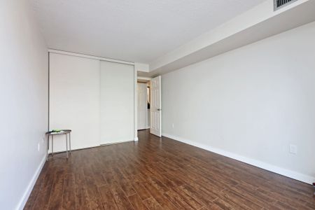 For Lease - 701 King Street Unit# 307, Toronto, Ontario - Photo 4