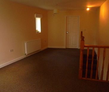 1 bed Terraced House, - Photo 4
