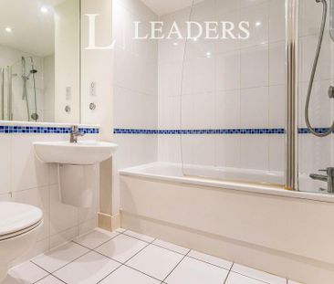 2 bedroom flat to rent - Photo 6