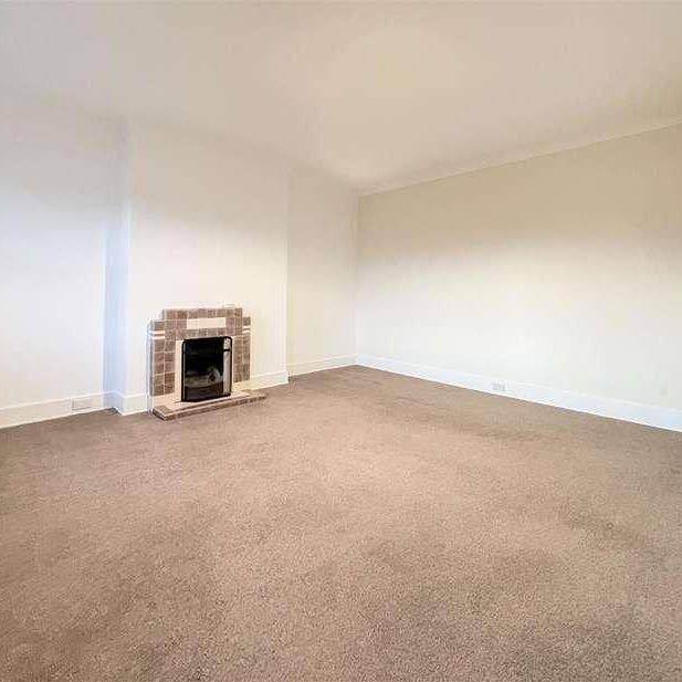 Upperton Gardens, Eastbourne, BN21 - Photo 1