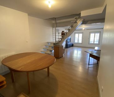 Location Appartement 3 pièces 81m² BEUZEVILLE 27210 - Photo 1