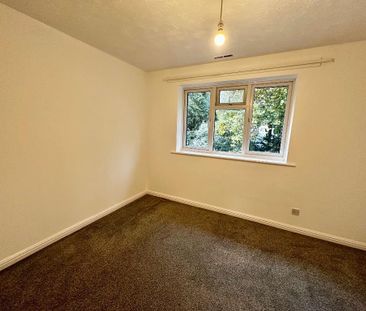 2 bedroom end of terrace house to rent - Photo 5