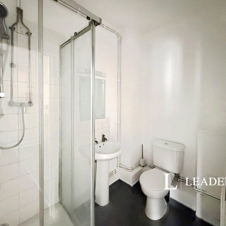 1 bedroom studio to rent Midanbury Lane, Southampton, Hampshire, SO18 - Photo 3