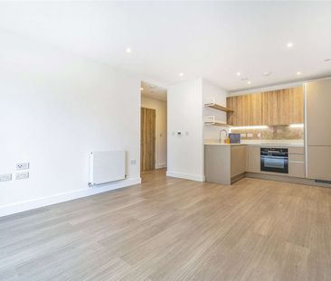 A brand new one bedroom apartment at Bankside Gardens completed by ... - Photo 3