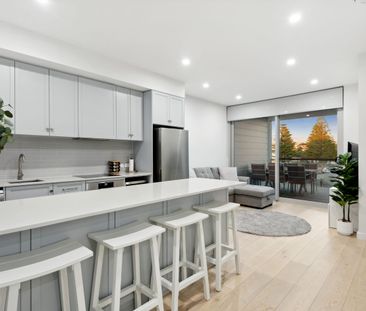 Stunning Apartment with the Beach on your Doorstep! - Photo 3