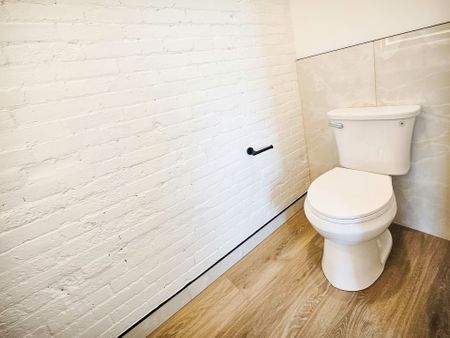 For Lease - 857 Dundas Street Unit# Unit 4, London East, Ontario - Photo 5