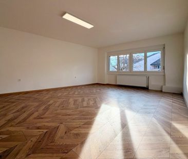 For rent: 6.5-room adjoining house - Photo 4