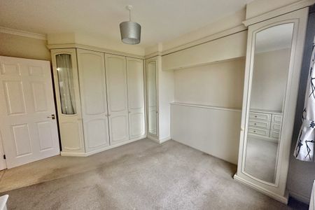 South Street - Photo 2