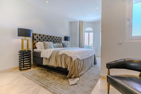 Penthouse for rent in Marbella Golden Mile - Photo 4