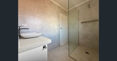 Open: Sat 29th Nov 10:25am - 10:40am - Photo 2