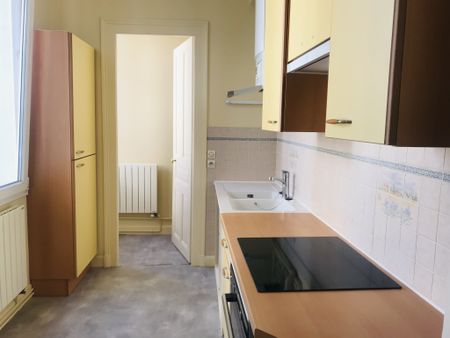 Location Appartement 2 pièces 45m² REIMS 51100 - Photo 4