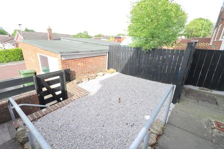 2 bedroom flat to rent - Photo 3