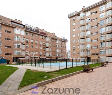 Piso de alquiler en C. de Berrocal, Butarque - Photo 5