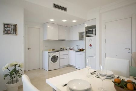 Passeig de lAlbereda, Valencia, Valencian Community 46023 - Photo 3