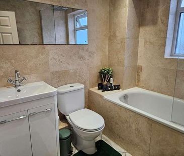 Thomas A Beckett Close, Wembley, HA0 - Photo 4