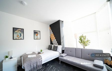 1 bedroom flat to rent - Photo 4