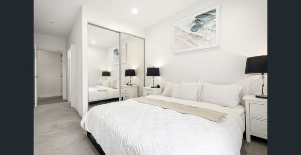 Thornton – Spacious Two-Bedroom Apartment - Photo 1