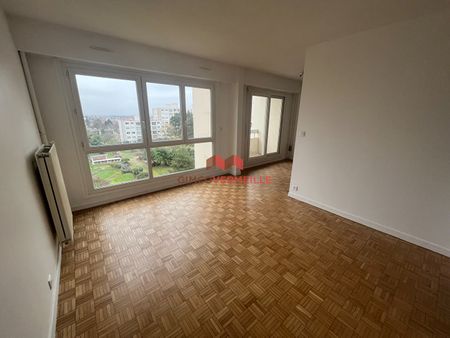 Location Appartement 1 pièce 31m² - Photo 3