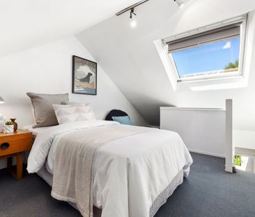 Iconic Triple Level Terrace in Ultimo! - Photo 6