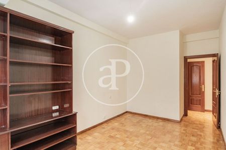 5 bedroom luxury Flat for rent in Madrid, Spain - Photo 3