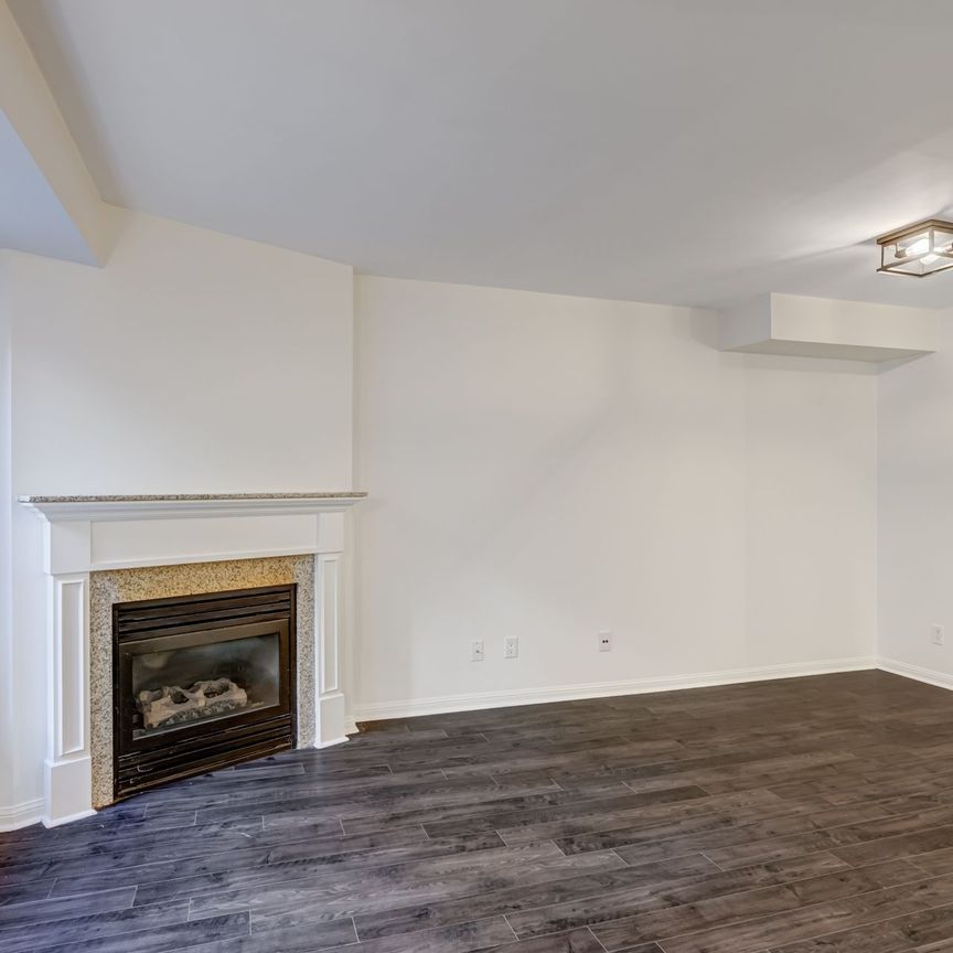 For Lease - 16 Laidlaw Street Unit# 918, Toronto, Ontario - Photo 1