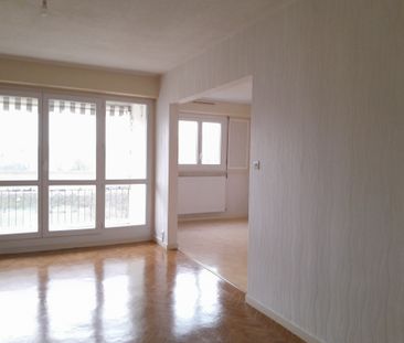 Location Appartement 4 pièces 75m² CHALON SUR SAONE 71100 - Photo 4