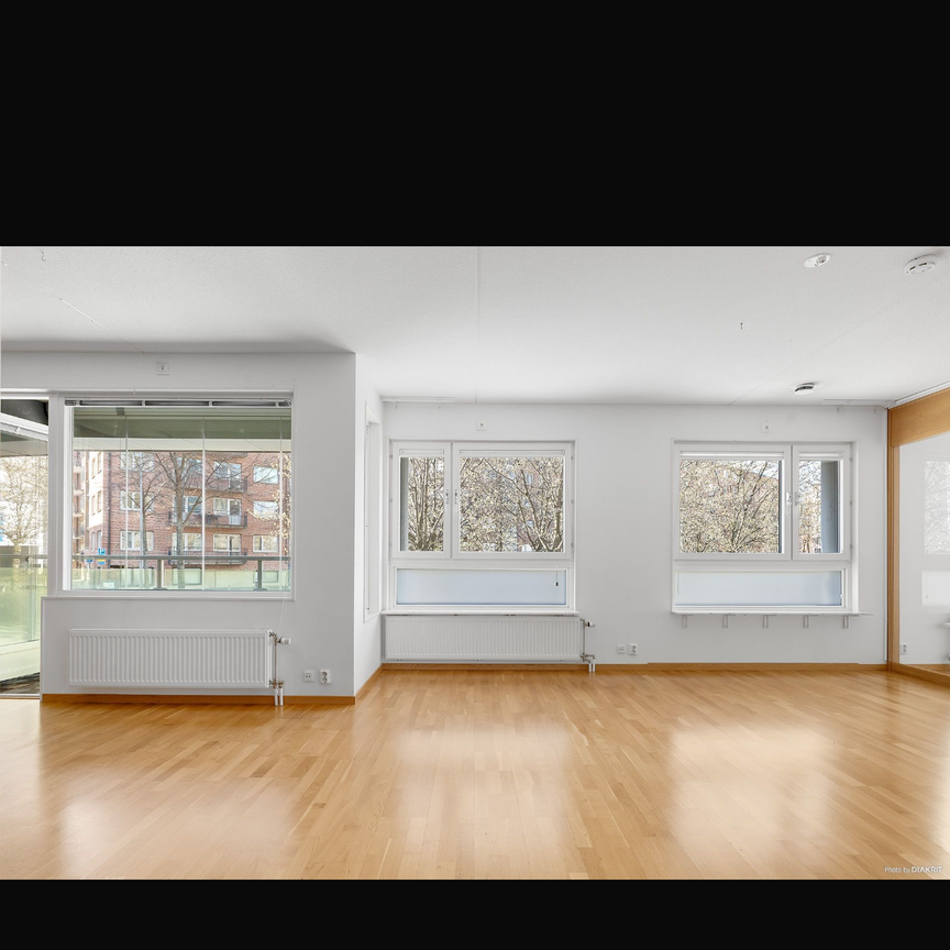 Östra Eriksbergsgatan, Göteborg - Photo 1