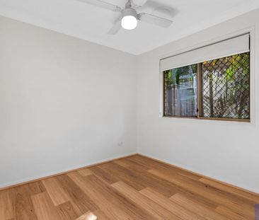 For Lease: Freshly Painted Spacious Family Home in a Peaceful, Leaf... - Photo 2