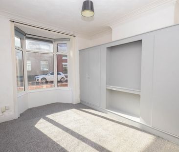 2 bed flat to rent in Hyde Street, South Shields, NE33 - Photo 4