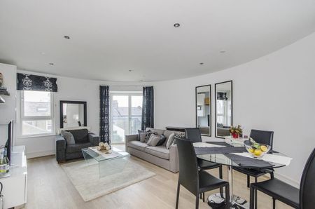 2 bedroom apartment to rent - Photo 3