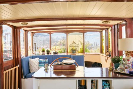 4 bedroom houseboat to rent - Photo 2