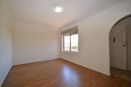 Renovated 3 Bedroom Home - Photo 5