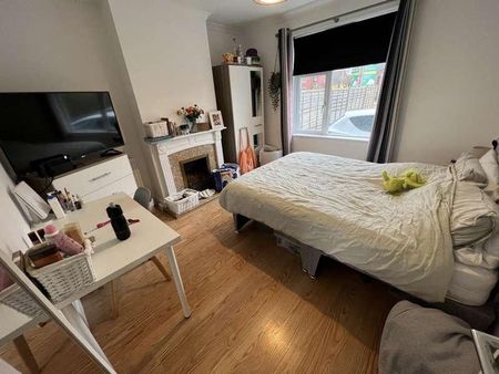 Hill Barton Road, EX1 - Photo 4