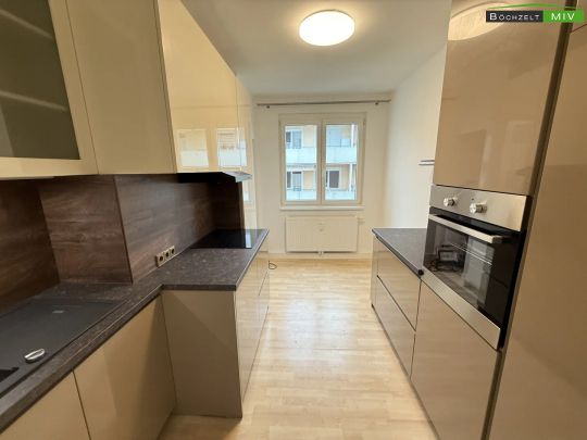 Teilsanierte 3,5-Zimmer-Mietwohnung mit Balkon nahe dem Zentrum +++ Knittelfelds +++ - Photo 1