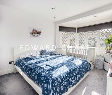 4 bedroom semi-detached house to rent - Photo 6