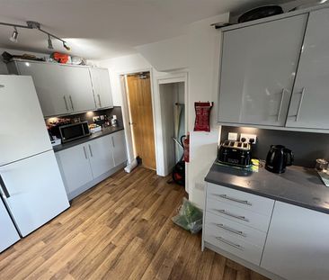 Moseley Wood Gardens, Cookridge, LS16 7HX, Leeds - Photo 6