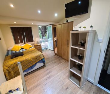 Studio Flat, Willesden Green, NW2 - Photo 2