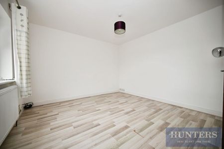 3 bedroom House To Let - Photo 3