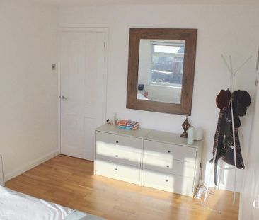 2 bedroom maisonette to rent - Photo 5