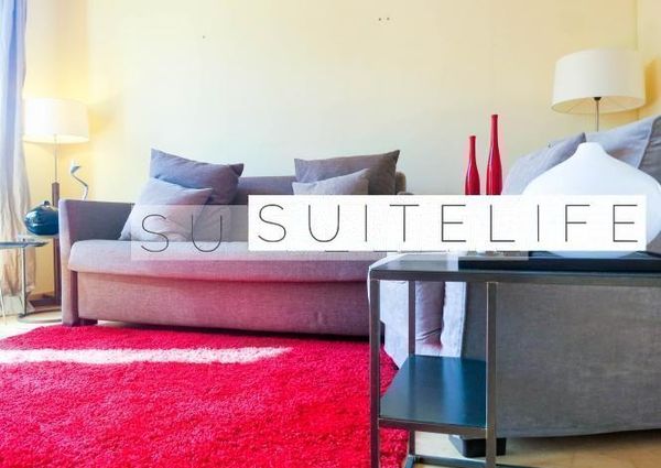 Monsieur Van Damme Lives Upstairs