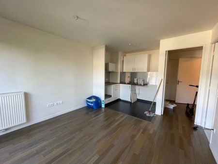 Location Appartement 2 pièces 37 m2 à Pantin - Photo 2