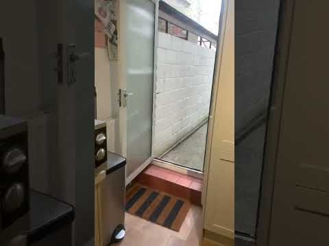 1 Bed Flat, Beechcroft Road, SW17 - Photo 1