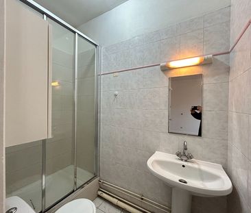 Location Appartement 2 pièces 42m² - Photo 3