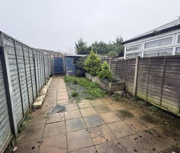 2 bedroom terraced house to rent - Photo 3