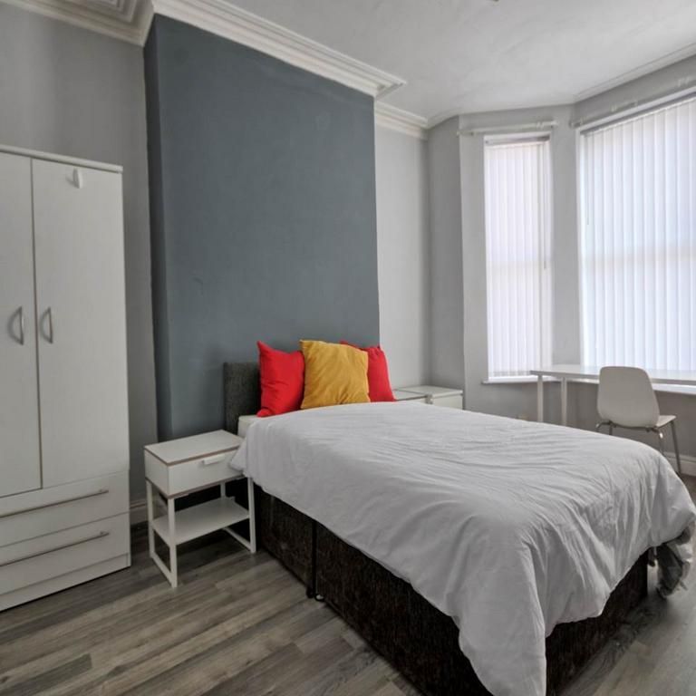4 bedroom house share to rent - Photo 1