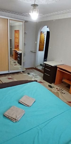 Garsoniera de inchiriat in zona Gorjului - Fotografie 1