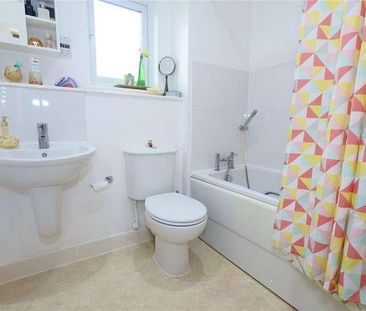 Baynton Road, Woking, Surrey, Surre, GU22 - Photo 1